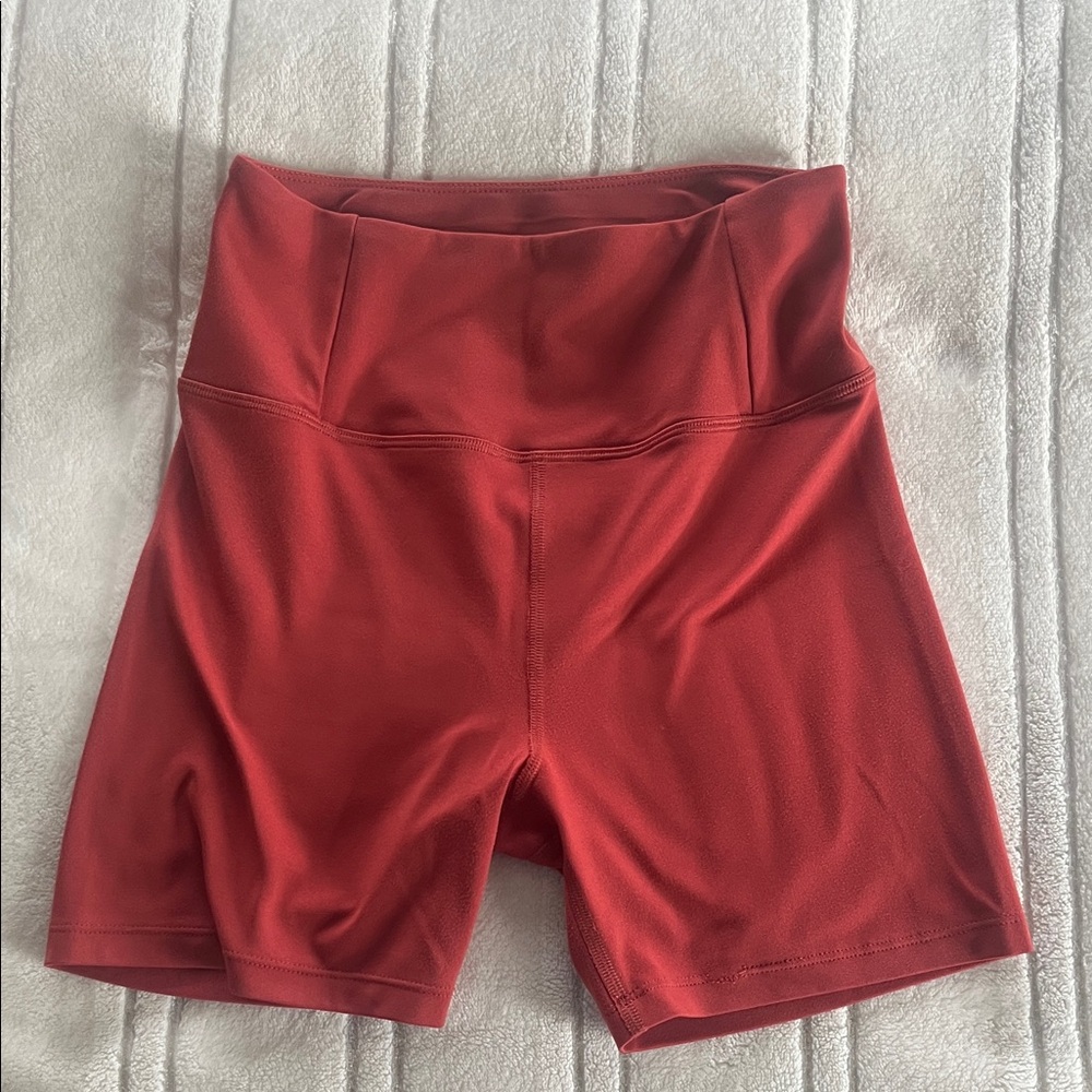 Girlfriend Collective Lava Float Ultralight Bike Shorts